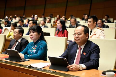 <a href="/thoi-su" title="Thời sự" rel="dofollow">Thời sự</a>