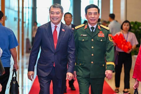 <a href="/thoi-su" title="Thời sự" rel="dofollow">Thời sự</a>