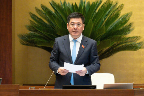 <a href="/tai-chinh" title="Tài chính" rel="dofollow">Tài chính</a>