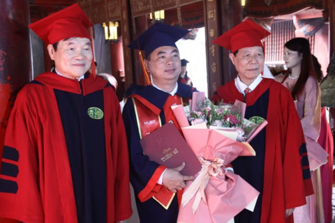 <a href="/thoi-su" title="Thời sự" rel="dofollow">Thời sự</a>