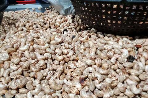 <a href="/chuyen-dong-kinh-te" title="Chuyển động kinh tế" rel="dofollow">Chuyển động kinh tế</a>