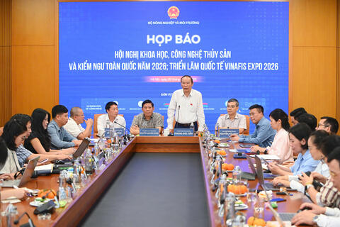 <a href="/thoi-su" title="Thời sự" rel="dofollow">Thời sự</a>