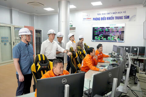 Hành trình 15 năm ổn định dòng điện và lan toả trách nhiệm cộng đồng