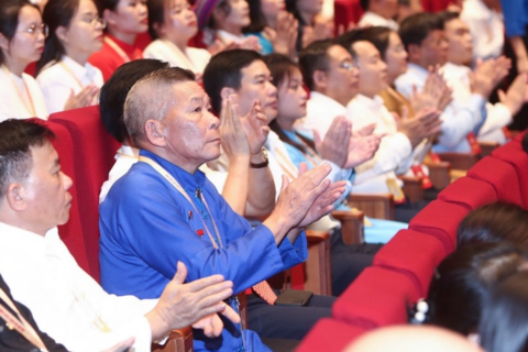 <a href="/thoi-su" title="Thời sự" rel="dofollow">Thời sự</a>