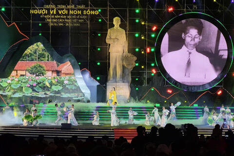 Cao Bằng: Tổ chức Chương trình nghệ thuật đặc biệt kỷ niệm 136 năm Ngày sinh Chủ tịch Hồ Chí Minh