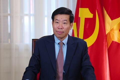 <a href="/thoi-su" title="Thời sự" rel="dofollow">Thời sự</a>