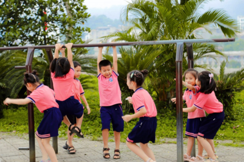<a href="/thoi-su" title="Thời sự" rel="dofollow">Thời sự</a>