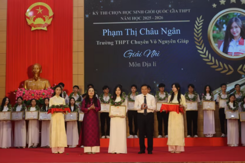 Vinh danh tài năng trẻ, thắp sáng khát vọng hiếu học tại Quảng Trị