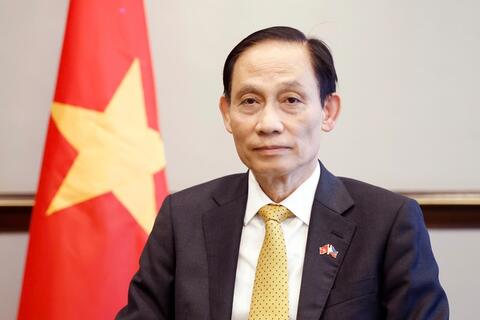 <a href="/thoi-su" title="Thời sự" rel="dofollow">Thời sự</a>
