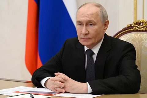 Tổng thống Putin tiếp tục gia hạn lệnh cấm xuất khẩu dầu mỏ Nga