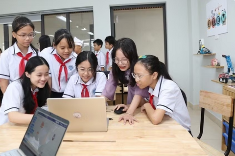 <a href="/thoi-su" title="Thời sự" rel="dofollow">Thời sự</a>