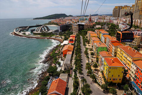 <a href="/thoi-su" title="Thời sự" rel="dofollow">Thời sự</a>