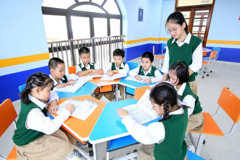 <a href="/thoi-su" title="Thời sự" rel="dofollow">Thời sự</a>