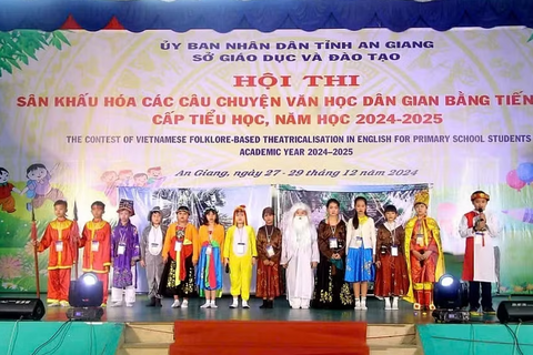 <a href="/thoi-su" title="Thời sự" rel="dofollow">Thời sự</a>