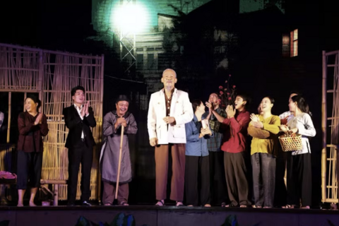 ‘Bác Hồ - Hai tiếng thiêng liêng’ khắc họa hình ảnh vị lãnh tụ gần gũi với nhân dân