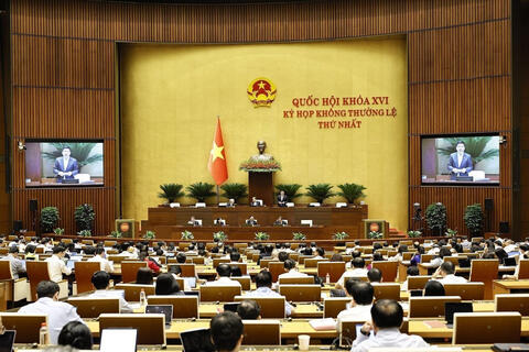 Quốc hội thảo luận ở tổ về định hướng chính sách sửa đổi Luật Đất đai năm 2024