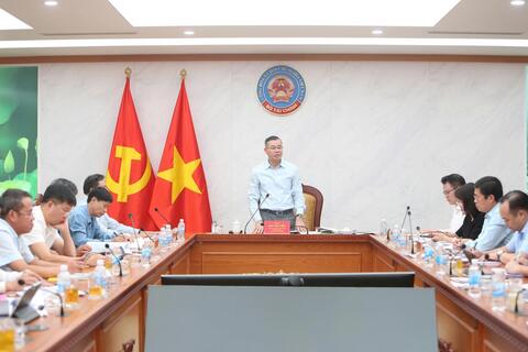 <a href="/thoi-su" title="Thời sự" rel="dofollow">Thời sự</a>