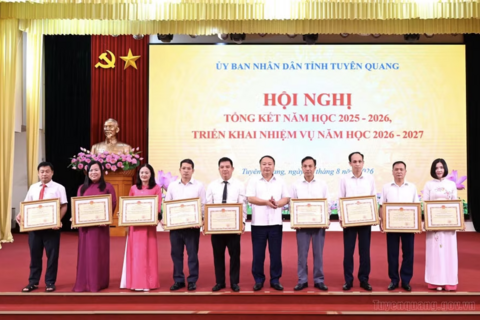 <a href="/thoi-su" title="Thời sự" rel="dofollow">Thời sự</a>