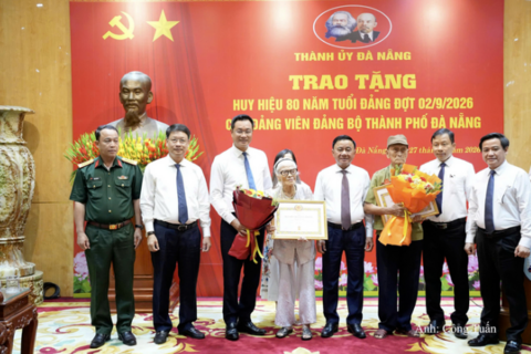 <a href="/thoi-su" title="Thời sự" rel="dofollow">Thời sự</a>
