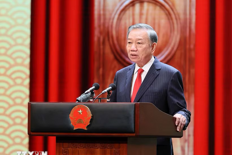 <a href="/thoi-su" title="Thời sự" rel="dofollow">Thời sự</a>