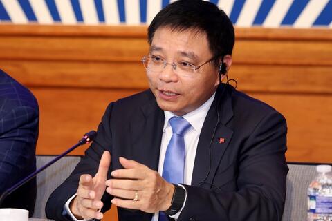 <a href="/thoi-su" title="Thời sự" rel="dofollow">Thời sự</a>