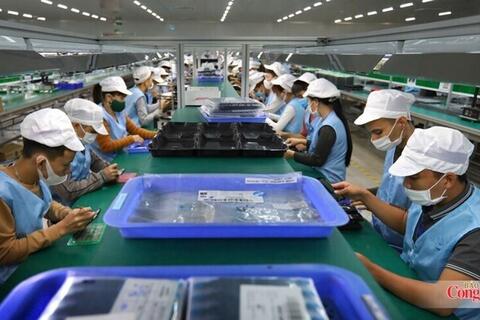 <a href="/tai-chinh" title="Tài chính" rel="dofollow">Tài chính</a>