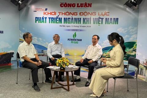 <a href="/tai-chinh" title="Tài chính" rel="dofollow">Tài chính</a>
