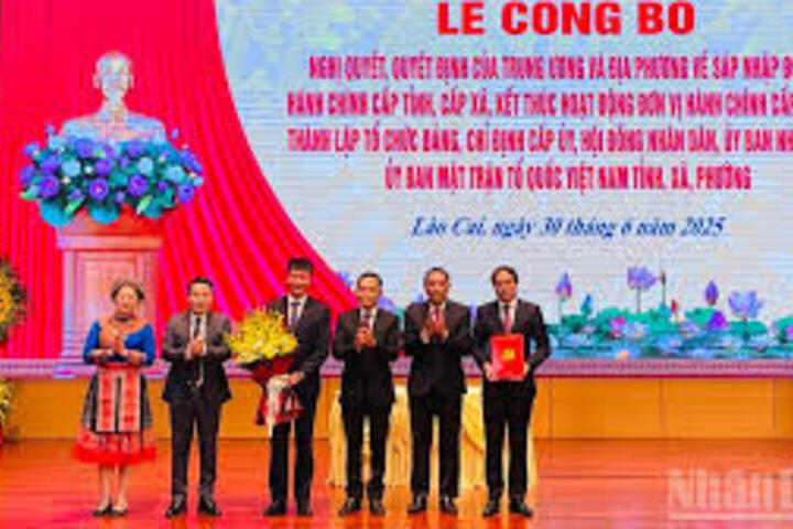Công bố nghị quyết, quyết định của Trung ương về thành lập tỉnh Lào Cai mới