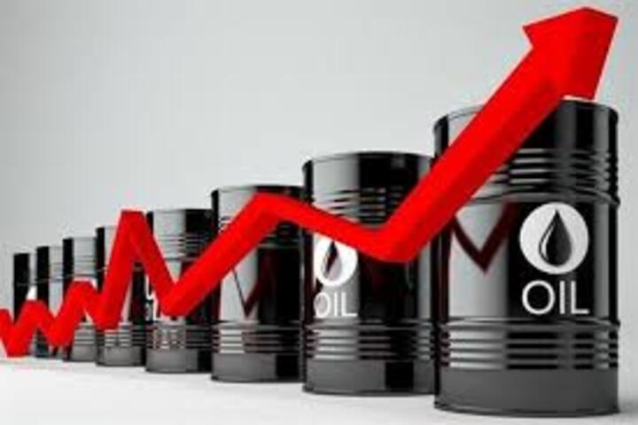 Giá dầu WTI tăng gần 2,4% lên mức 58 USD/thùng