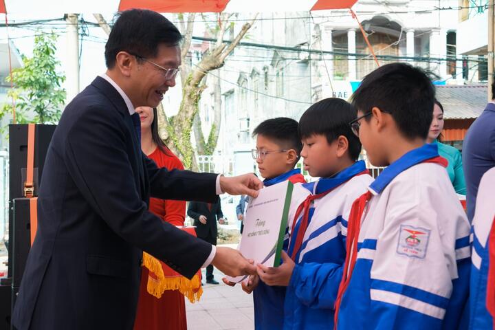 Petrovietnam mang “Xuân gắn kết - Tết nghĩa tình” đến với bà con Cao Bằng