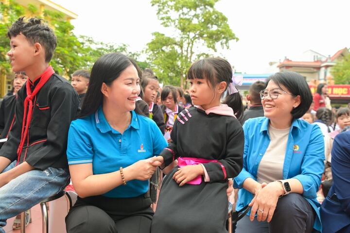 Phát huy vai trò công tác nữ công trong hoạt động Công đoàn Petrovietnam