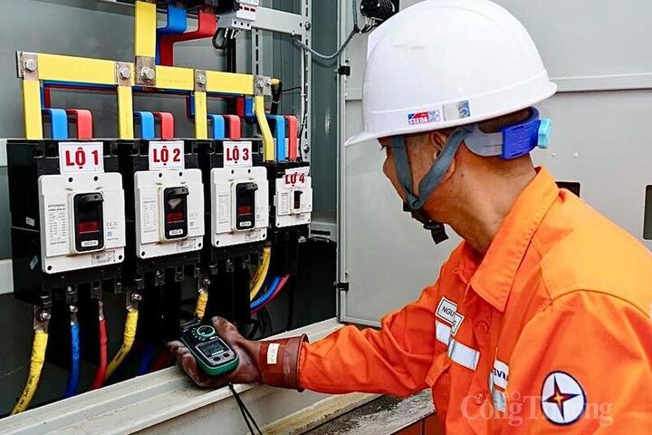 Thanh Hóa: Tiết kiệm điện là 'chìa khóa' giảm tải mùa nắng nóng