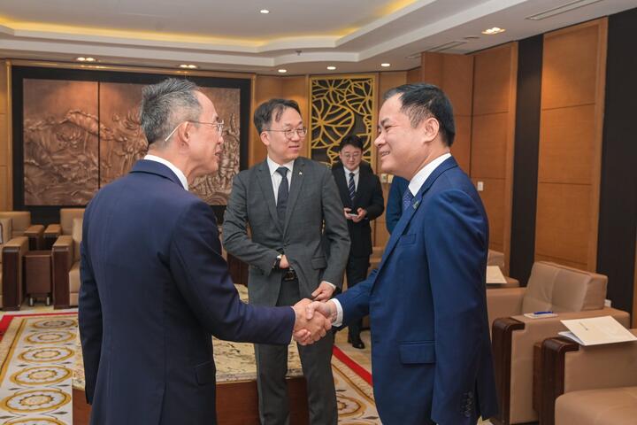 Petrovietnam thúc đẩy hợp tác với KEXIM trong đầu tư phát triển các dự án điện hạt nhân