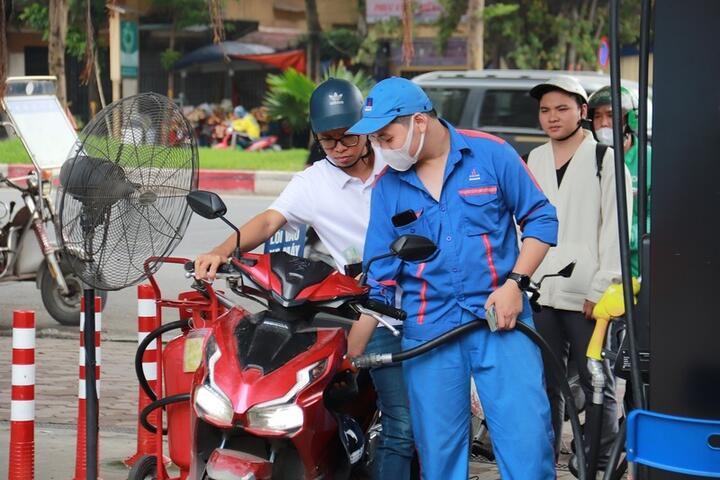 Giá xăng dầu hôm nay 20/5/2026: Quay đầu giảm