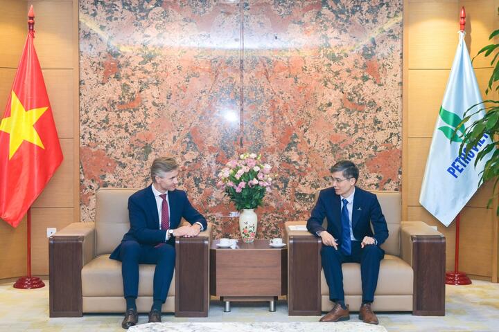 Phó Tổng Giám đốc Petrovietnam Vũ Đào Minh tiếp Bộ trưởng Bộ Ngoại giao Lithuania