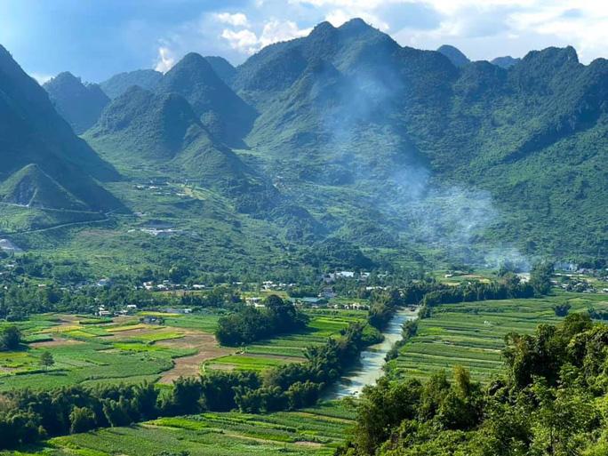 Phóng sự ảnh: Ngắm một Hà Giang đẹp mê mẩn vào thu - Ảnh 12. Phóng sự ảnh: Ngắm một Hà Giang đẹp mê mẩn vào thu - Ảnh 12.