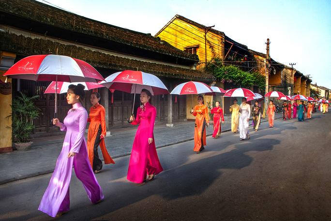 Xây dựng Quảng Nam thành trung tâm du lịch của cả nước - Ảnh 4. Xây dựng Quảng Nam thành trung tâm du lịch của cả nước - Ảnh 4.