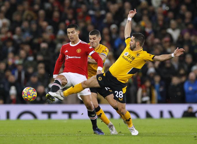 Man United thua sốc Wolverhampton tại nhà hát Old Trafford - Ảnh 2.