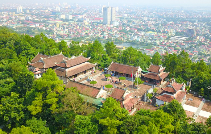 Đền thờ Hoàng đế Quang Trung, nét độc đáo của xứ Nghệ - Ảnh 2.