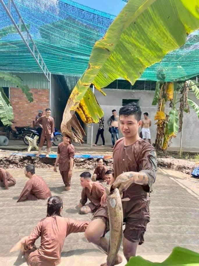 Cần Thơ, Vĩnh Long: Khách du lịch tăng trong những ngày Tết - Ảnh 2.