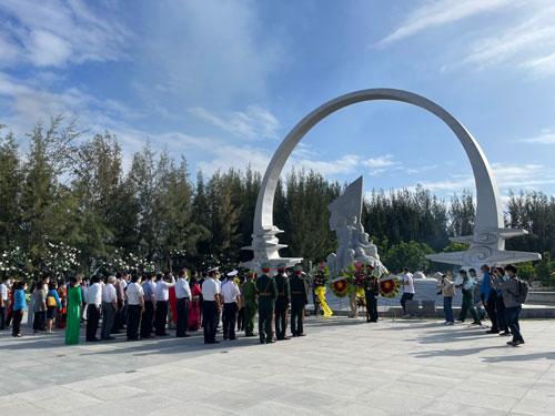 Thắp sáng ngọn lửa yêu nước từ sự kiện 14-3-1988 - Ảnh 1.