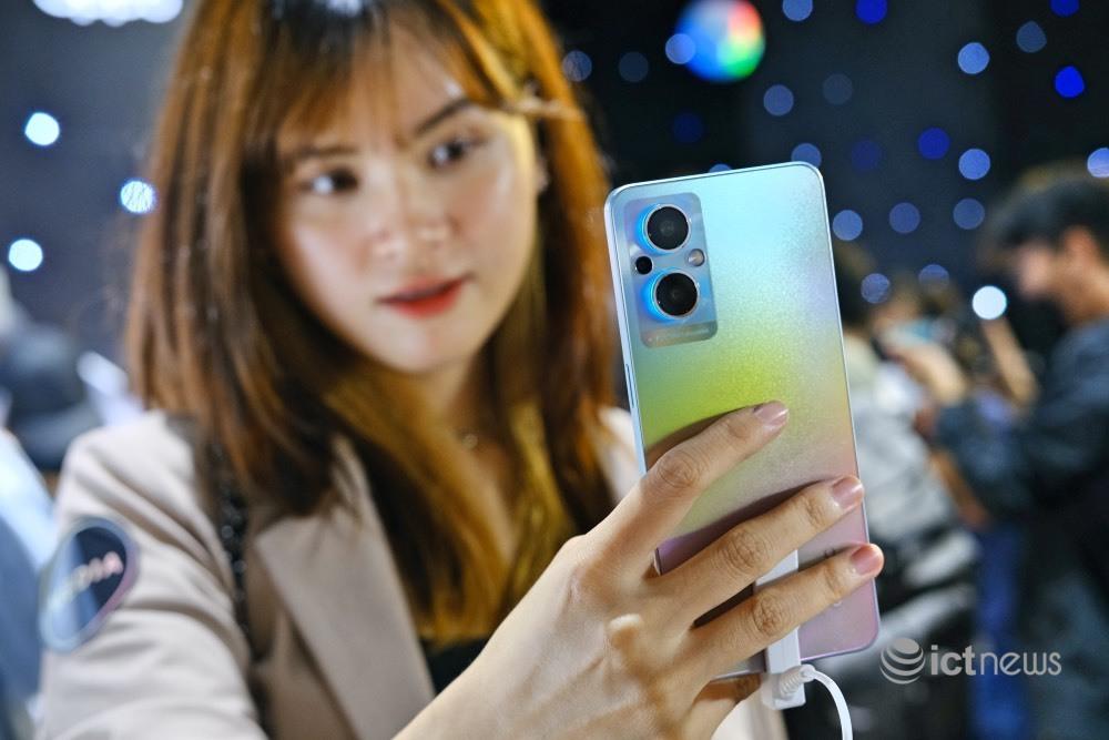 Oppo giới thiệu dòng Reno7 5G tại Việt Nam, chú trọng chụp ảnh chân dung