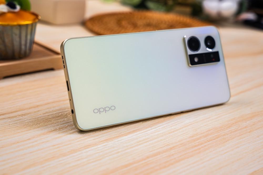 Oppo tung dòng Reno8 tại Việt Nam, giá từ 8,99 triệu đồng