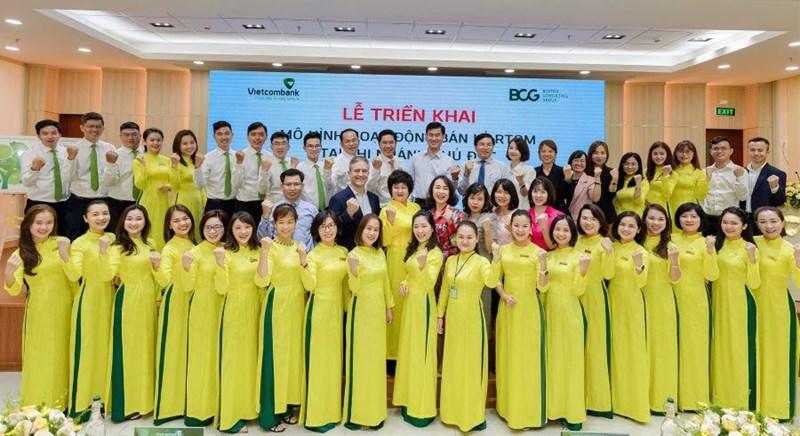 Ban triển khai dự án, Ban Giám đốc chi nhánh và các bộ tham gia triển khai dự án thể hiện quyết tâm triển khai thành công chương trình RTOM