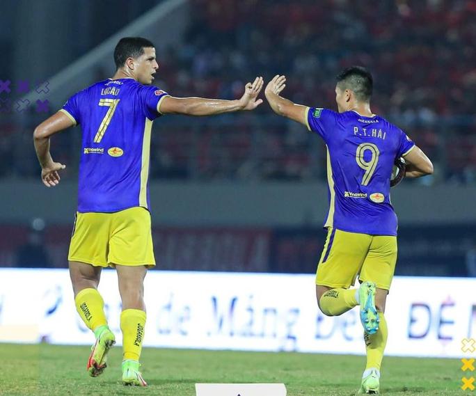 Hà Nội FC đánh mất quà cưới tặng chủ tịch Đỗ Vinh Quang - Ảnh 3.