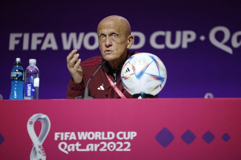 trong tai world cup anh 3