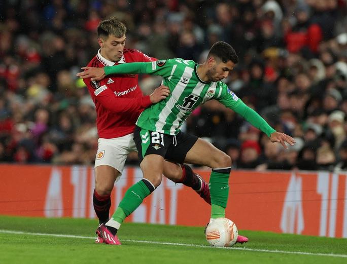 Bùng nổ Europa League, Man United hạ Real Betis ở Old Trafford - Ảnh 3.