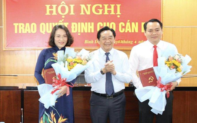 Trao các quyết định điều động, bổ nhiệm nhân sự tại Bình Dương và Tây Ninh - Ảnh 1.