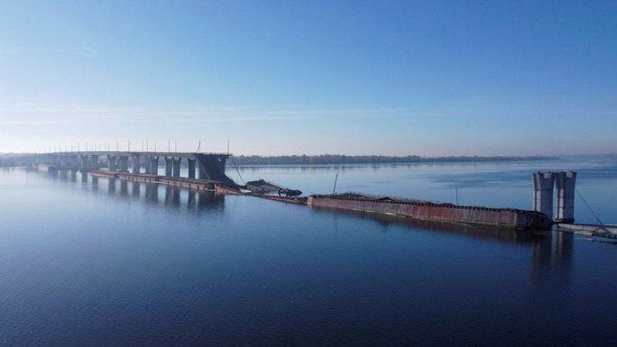 Nga sơ tán dân ở Kherson, Ukraine tính xuyên thủng phòng tuyến - Ảnh 1.