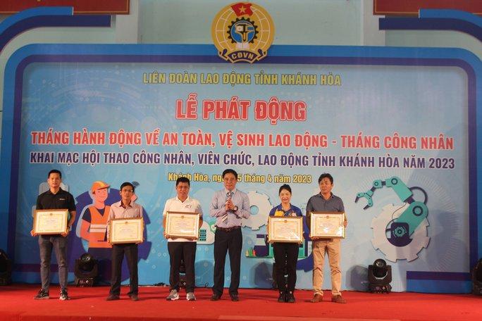 Khánh Hòa phát động tháng công nhân  - Ảnh 1.